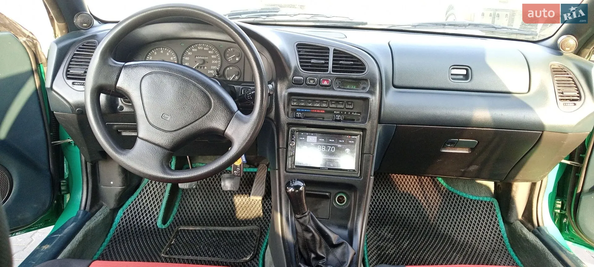 Mazda 323, 1995