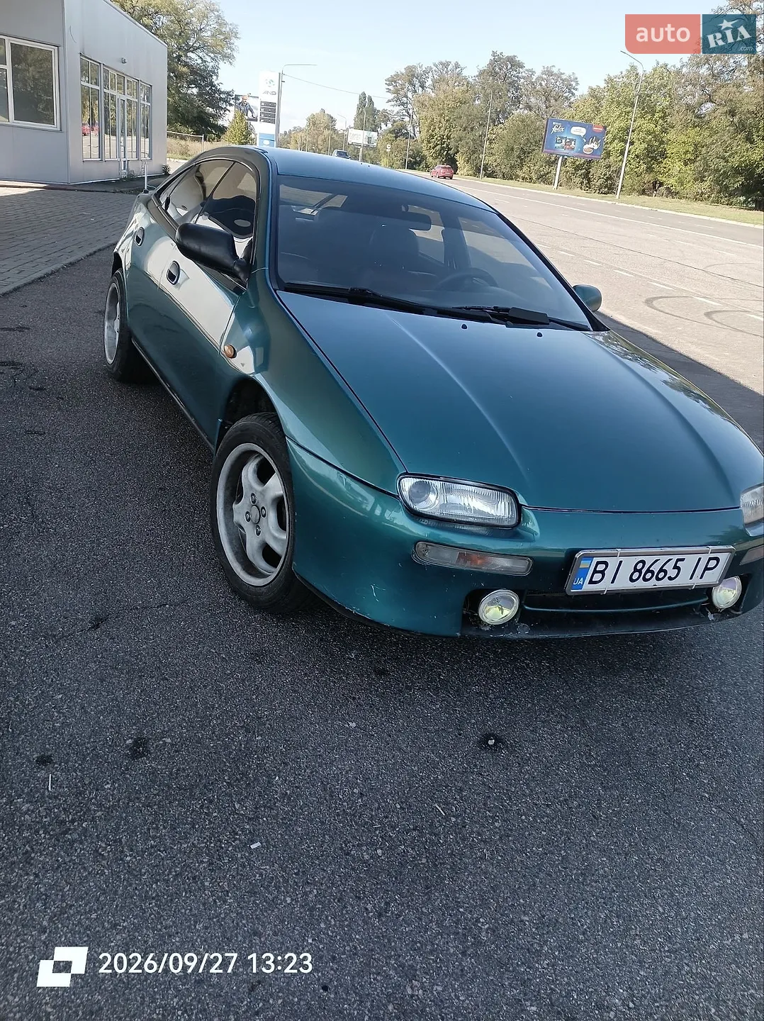 Mazda 323, 1997