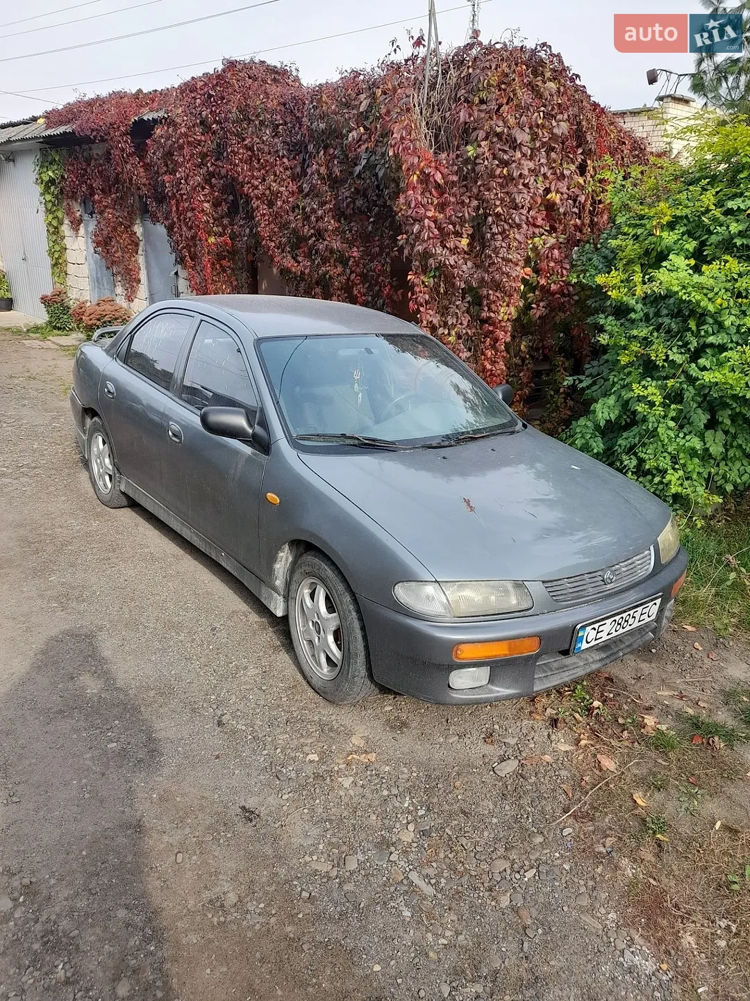Mazda 323, 1995