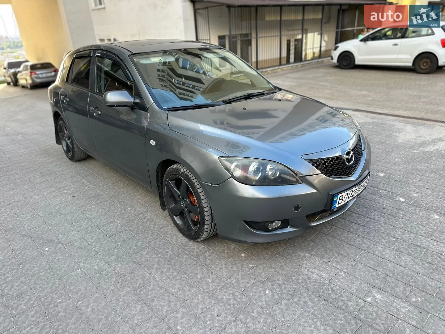 Mazda 3, 2004