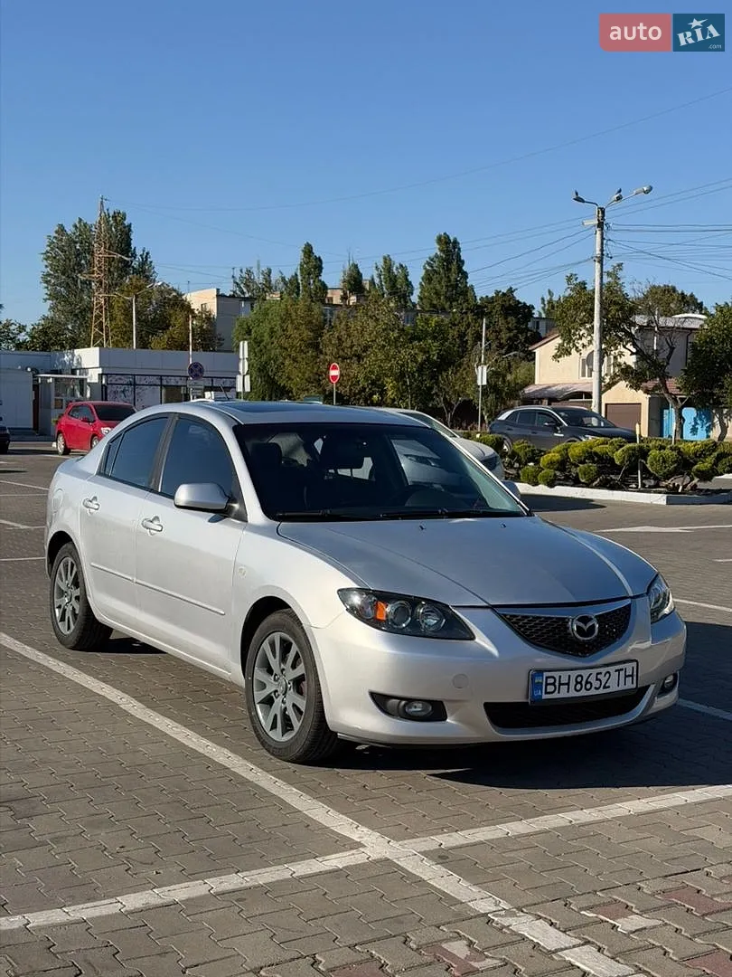 Mazda 3, 2005