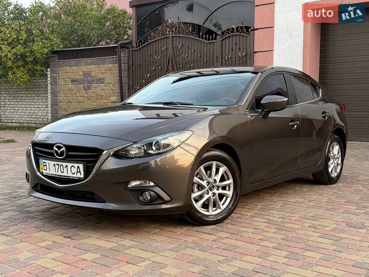 Mazda 3, 2013