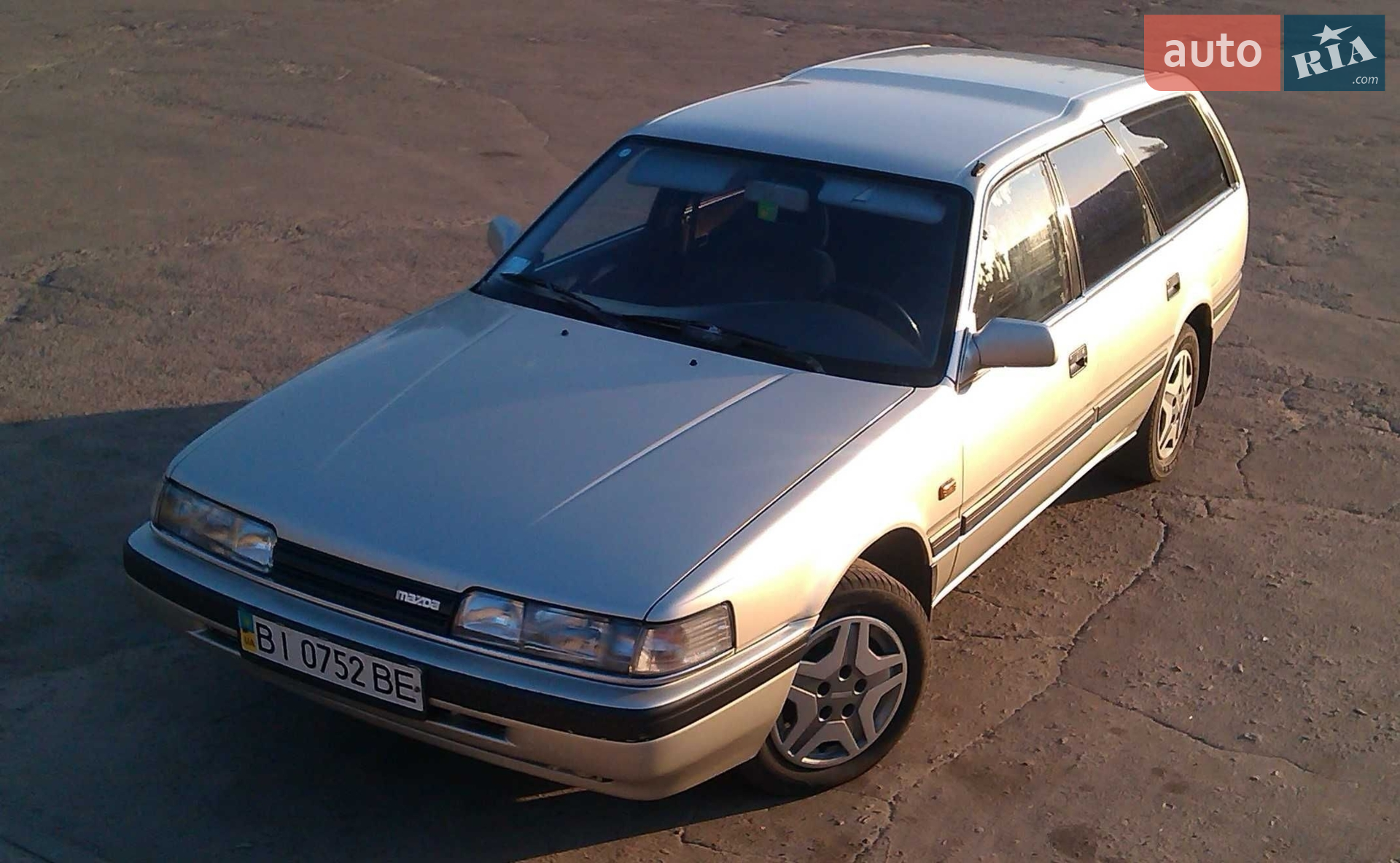 Mazda 626, 1988