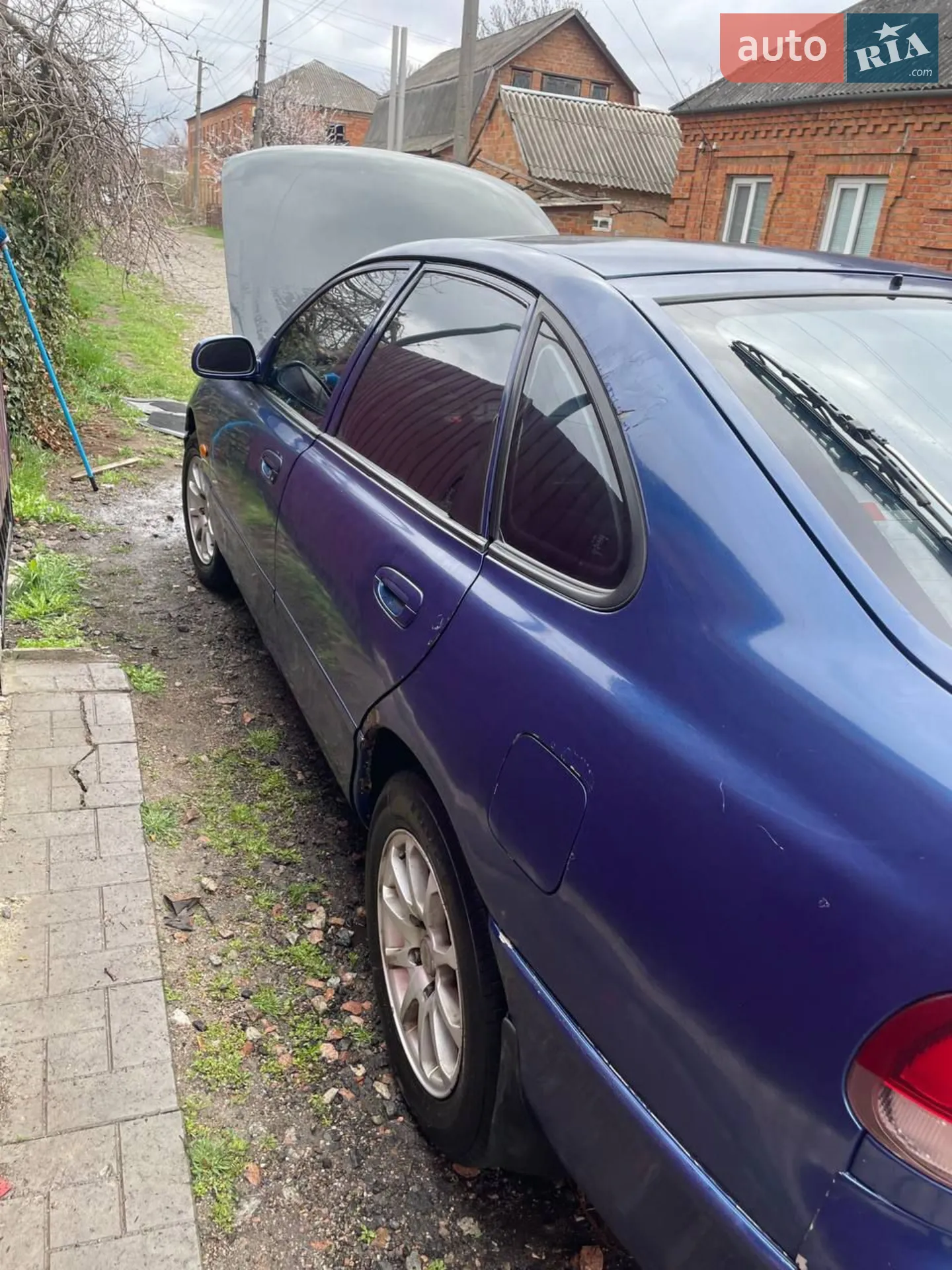 Mazda 626, 1996