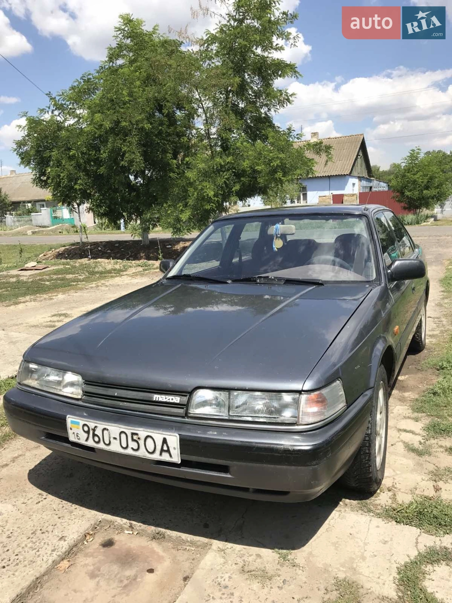 Mazda 626, 1988