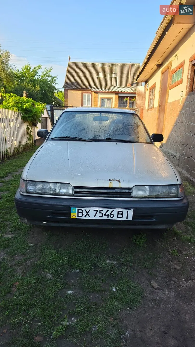Mazda 626, 1989
