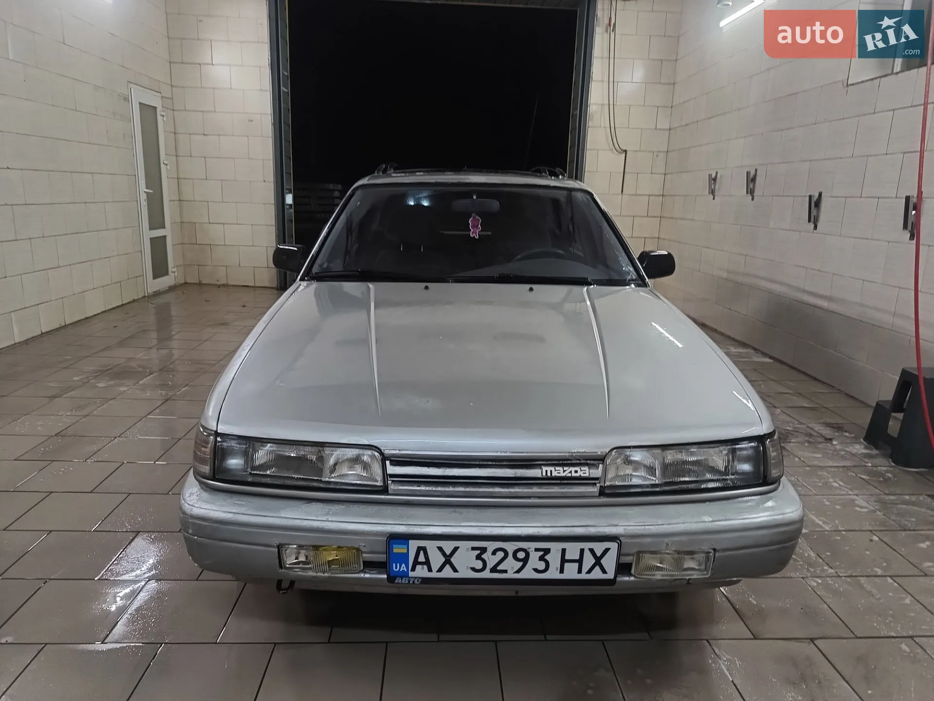 Mazda 626, 1988