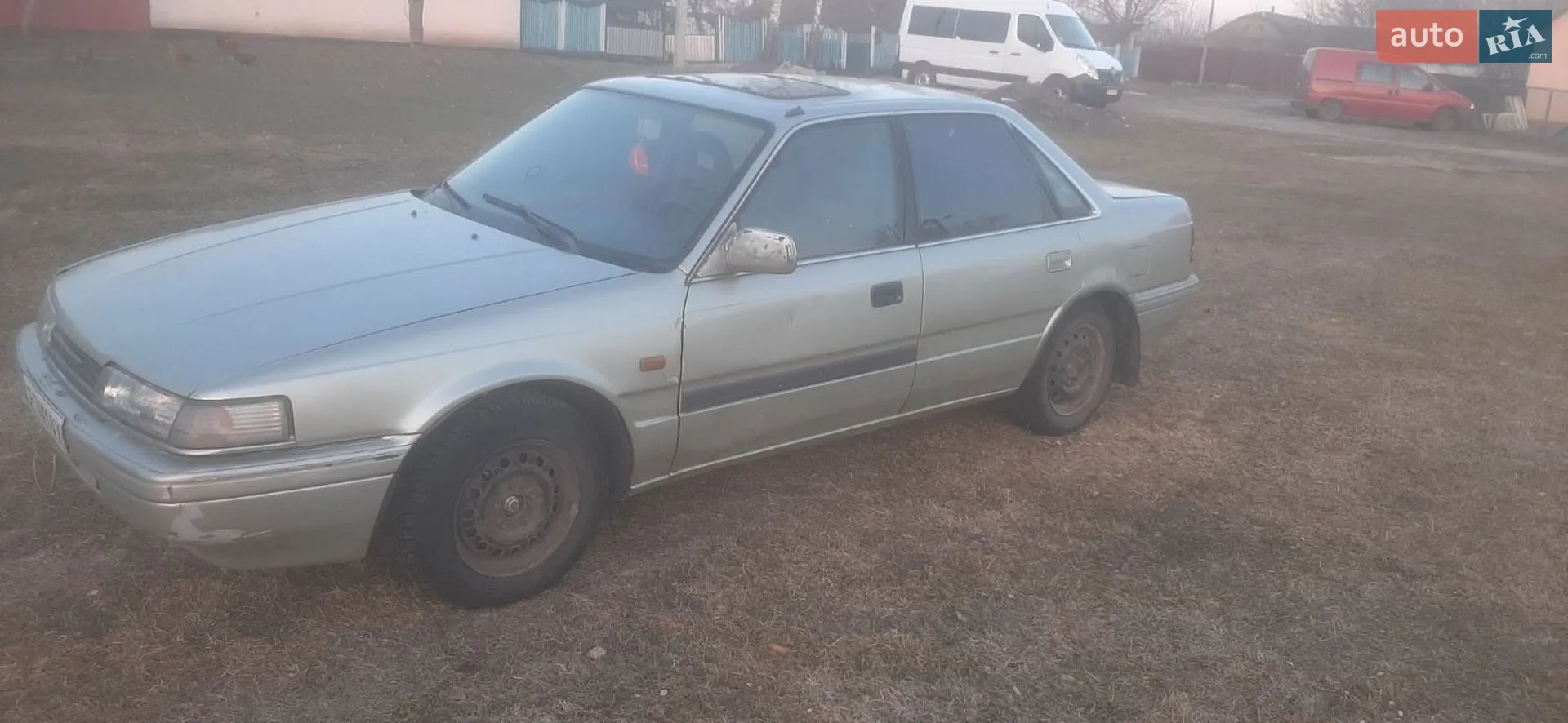 Mazda 626, 1988