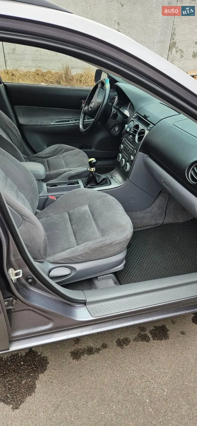 Mazda 6, 2002