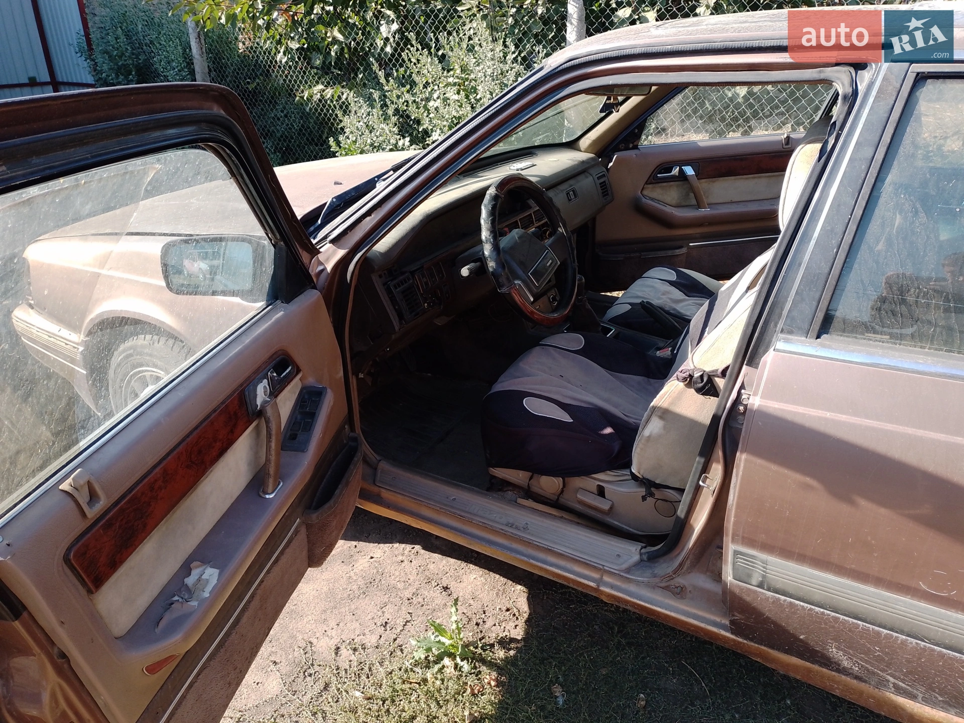 Mazda 929, 1987