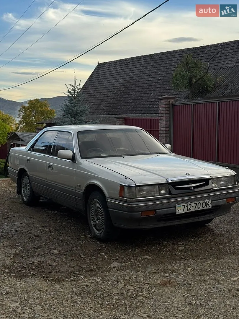 Mazda Luce, 1986
