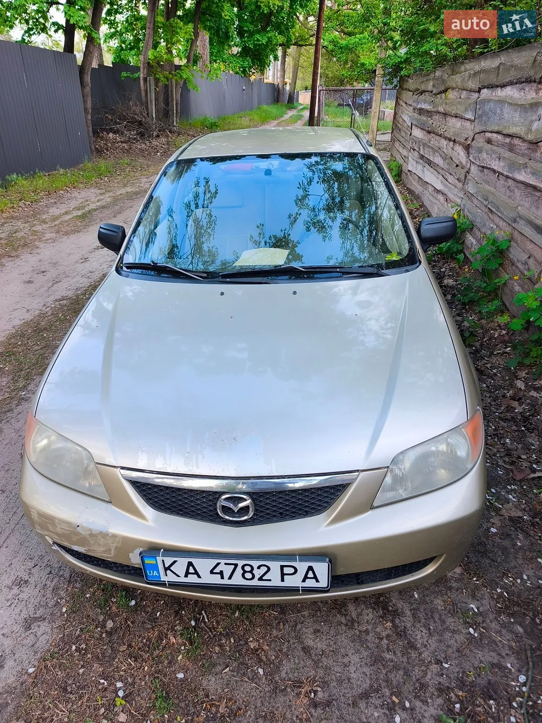 Mazda Protege, 2001
