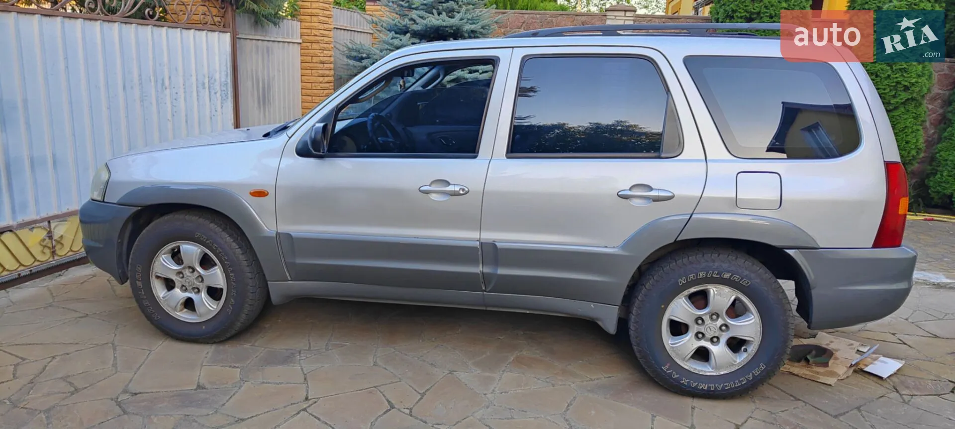 Mazda Tribute, 2002