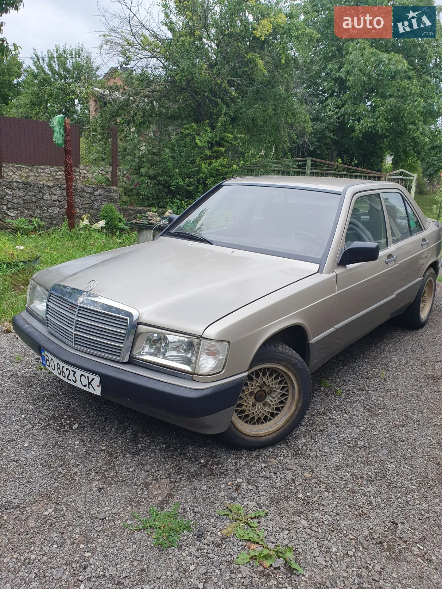 Mercedes-Benz 190, 1984