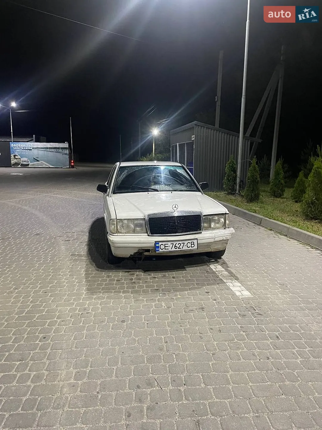 Mercedes-Benz 190, 1983