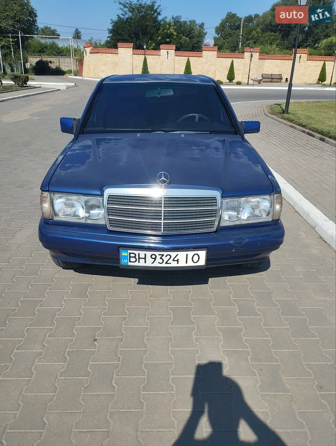 Mercedes-Benz 190, 1990