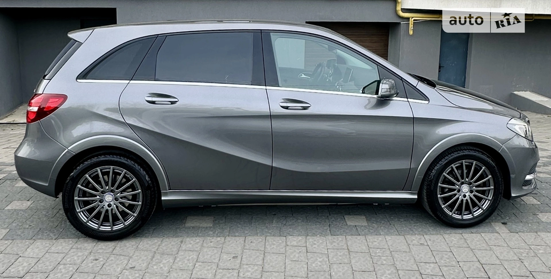 Mercedes-Benz B-Class, 2015