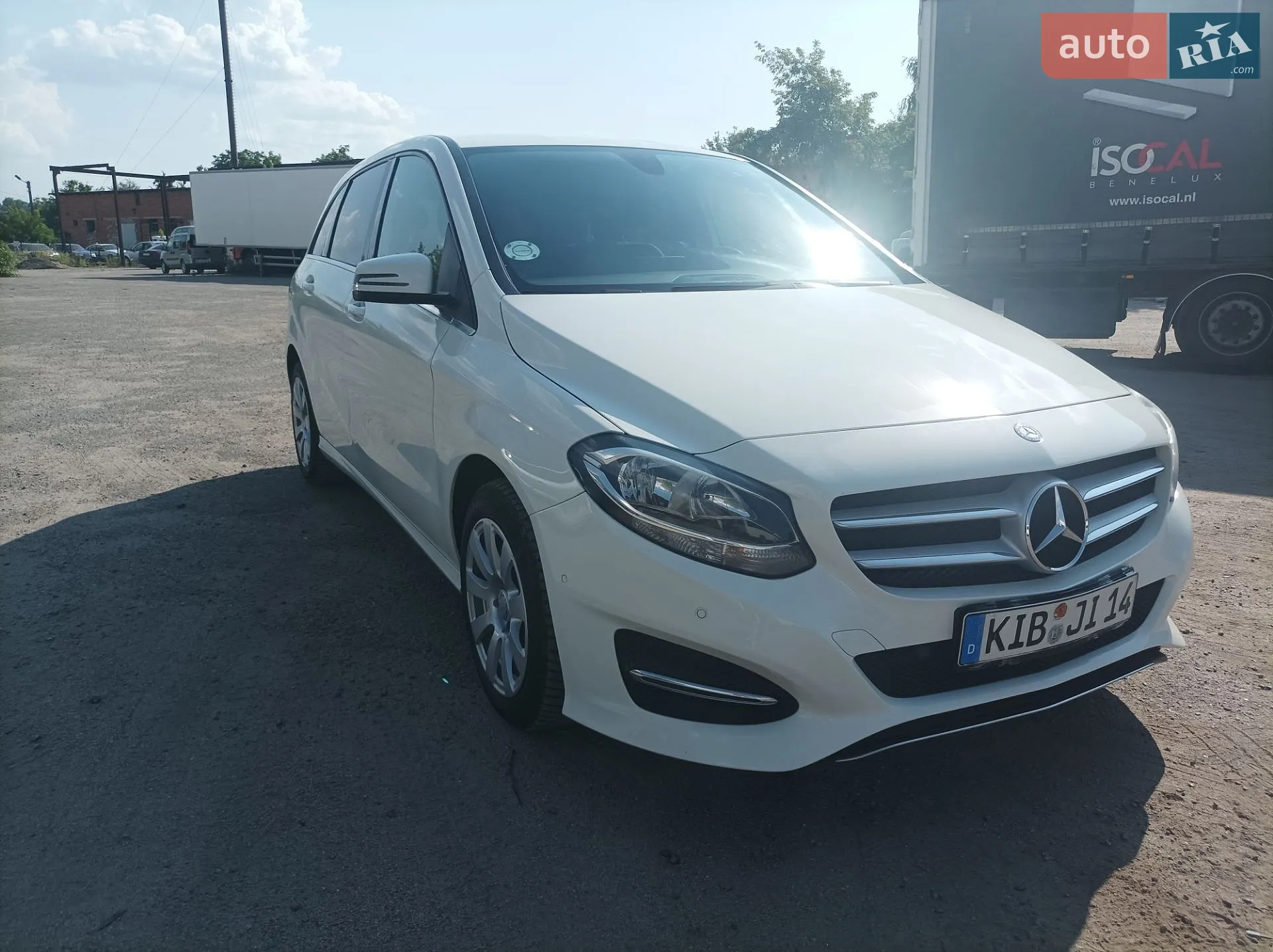 Mercedes-Benz B-Class, 2015