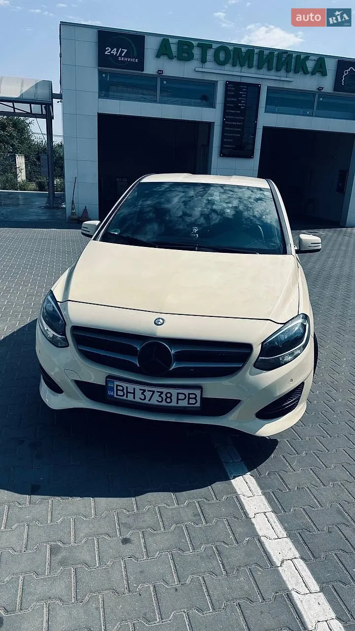 Mercedes-Benz B-Class, 2016