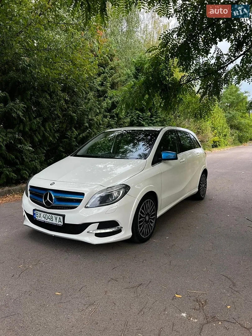 Mercedes-Benz B-Class, 2015