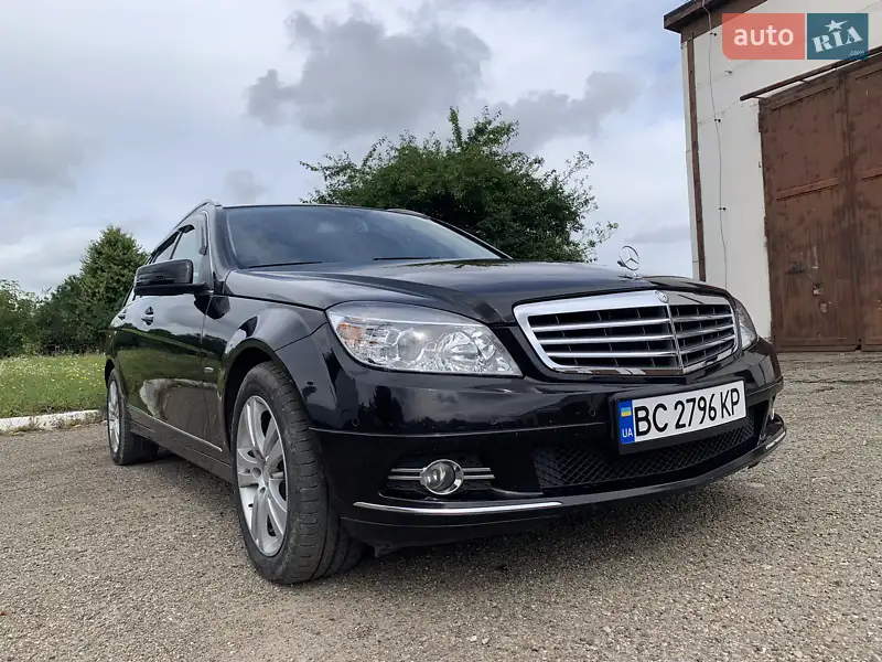Mercedes-Benz C-Class, 2010