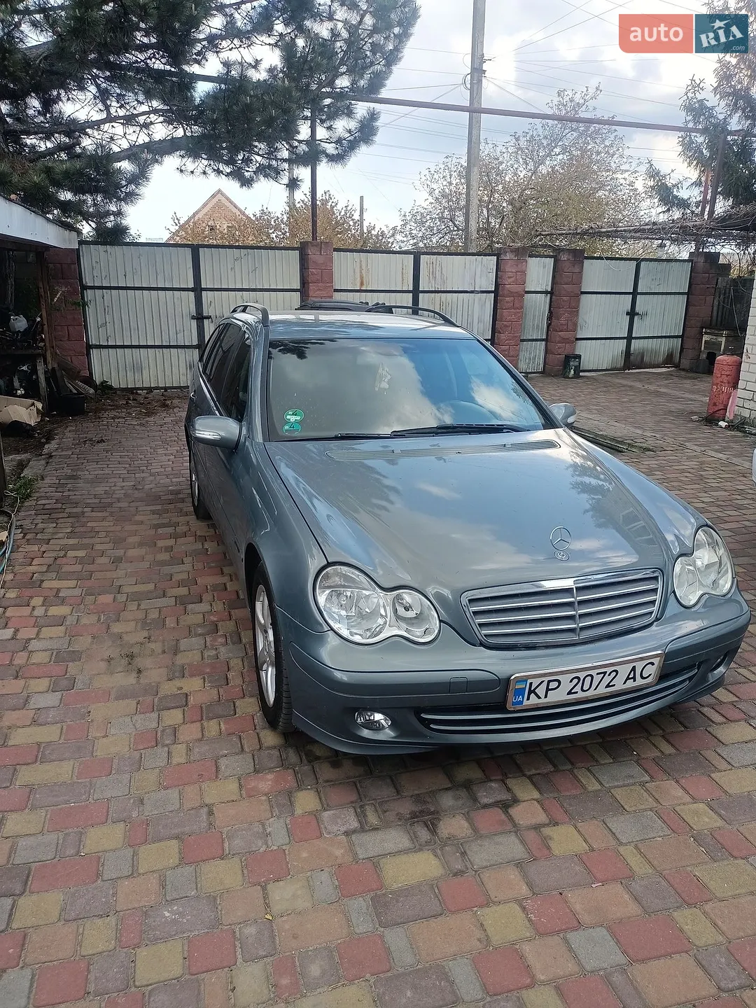 Mercedes-Benz C-Class, 2004