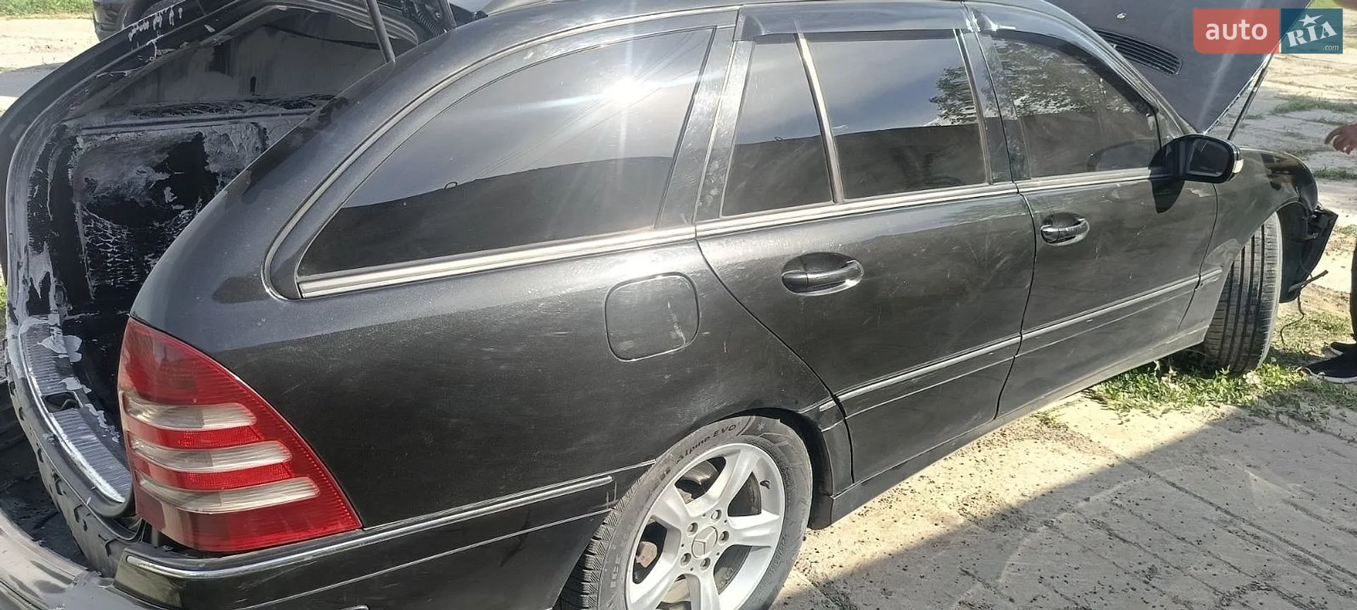 Mercedes-Benz C-Class, 2004