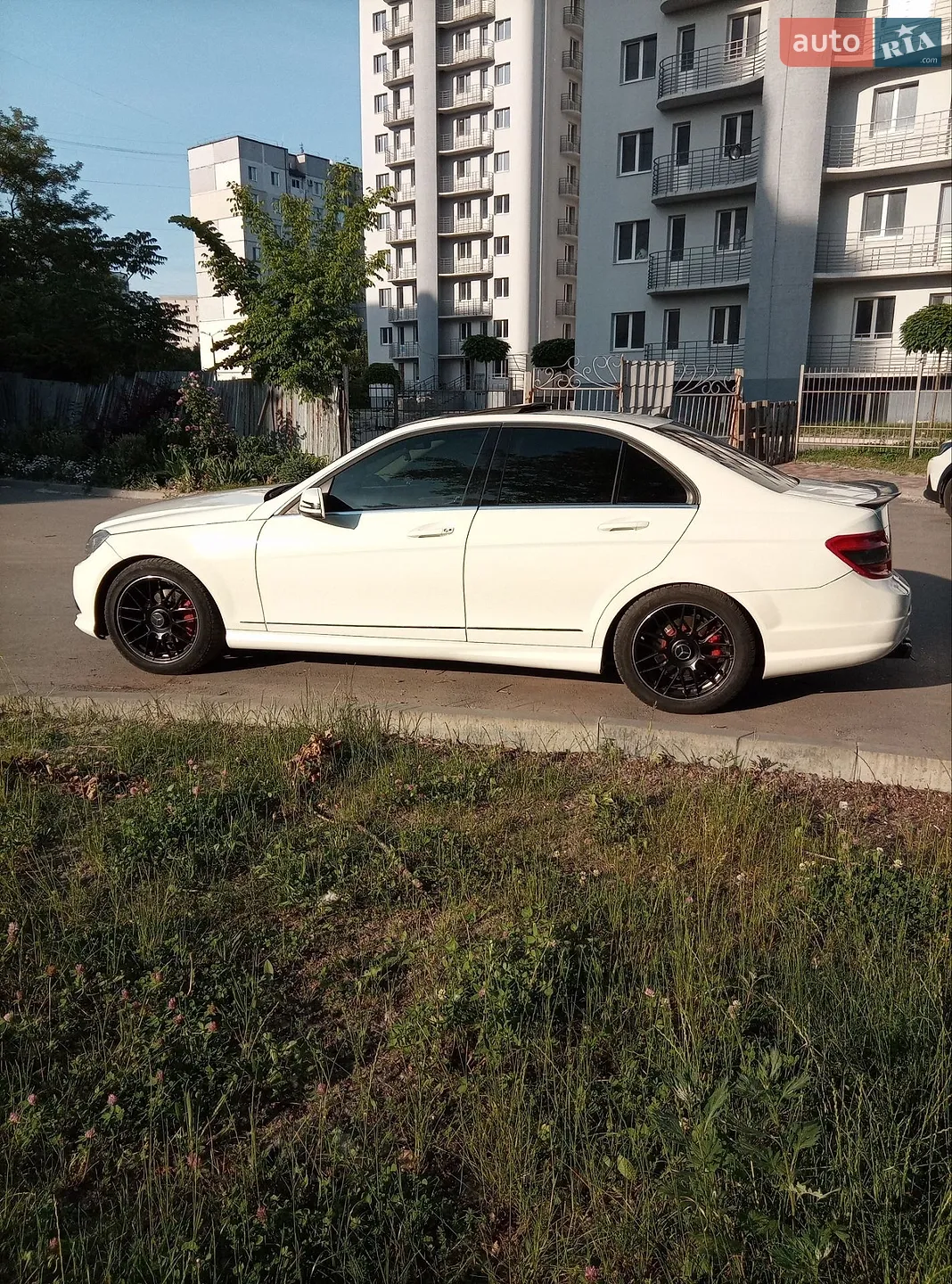 Mercedes-Benz C-Class, 2011