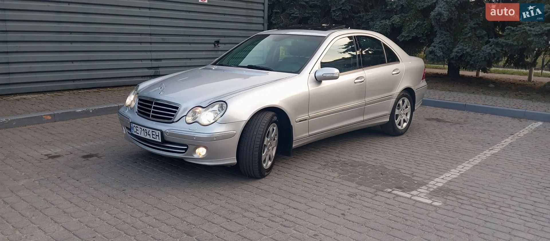 Mercedes-Benz C-Class, 2004