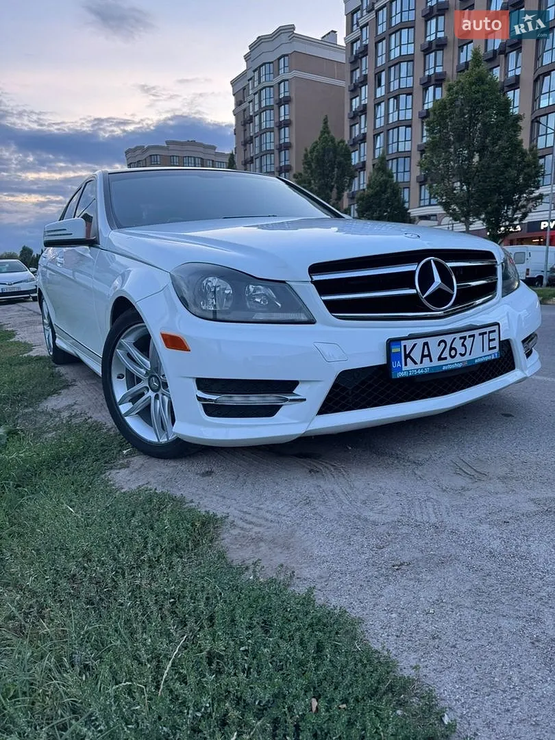 Mercedes-Benz C-Class, 2012