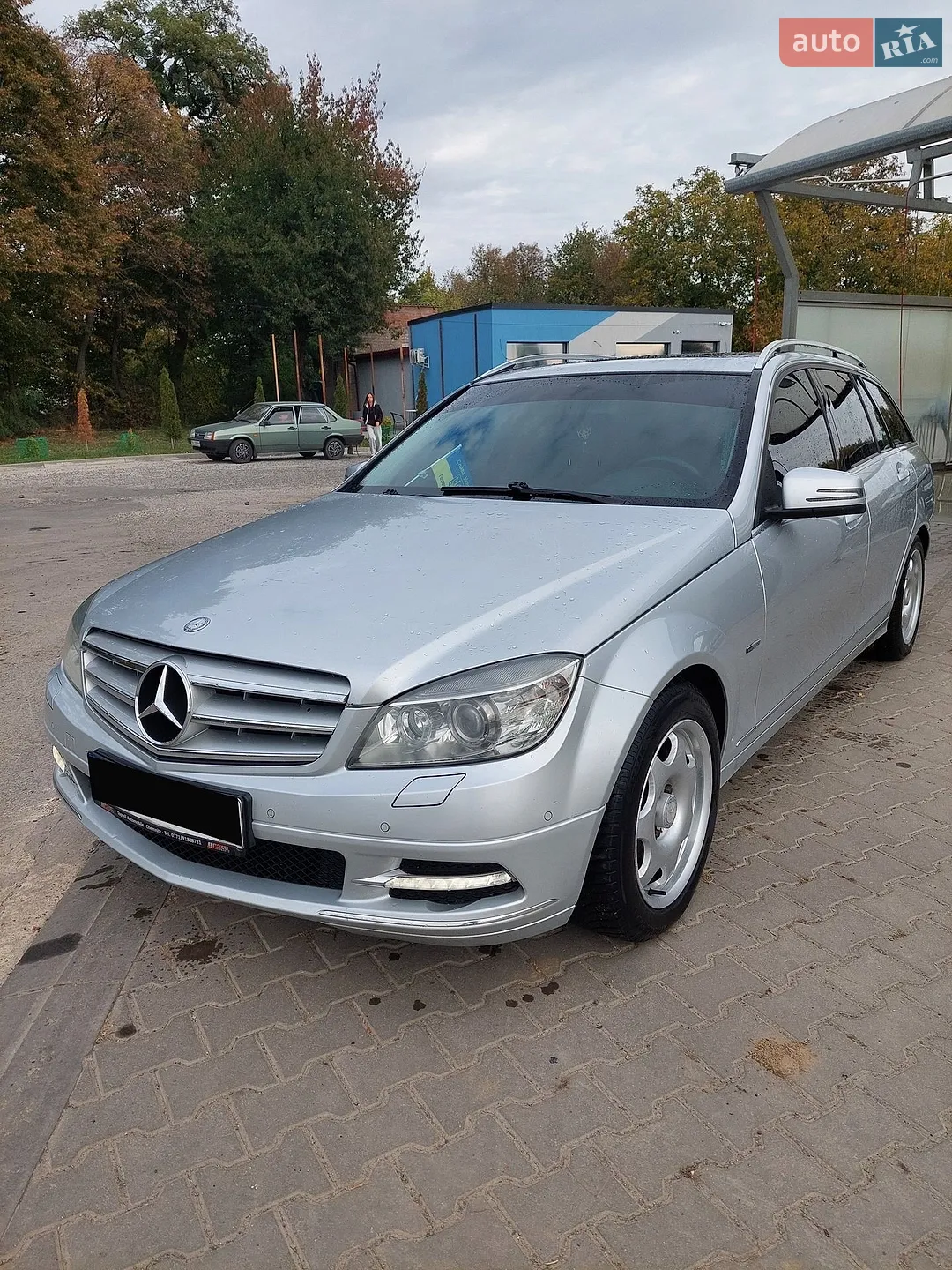 Mercedes-Benz C-Class, 2011