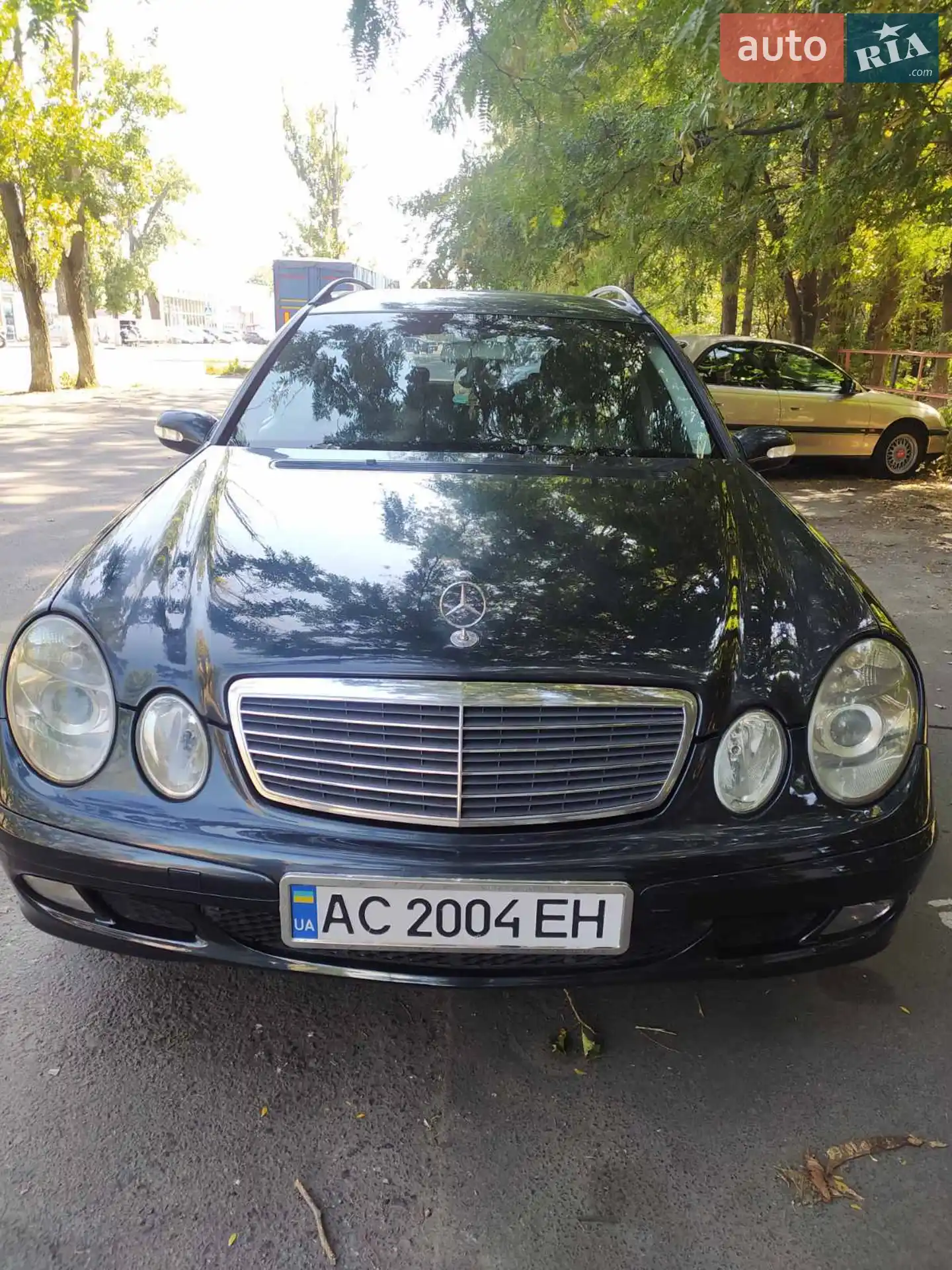 Mercedes-Benz E-Class, 2004