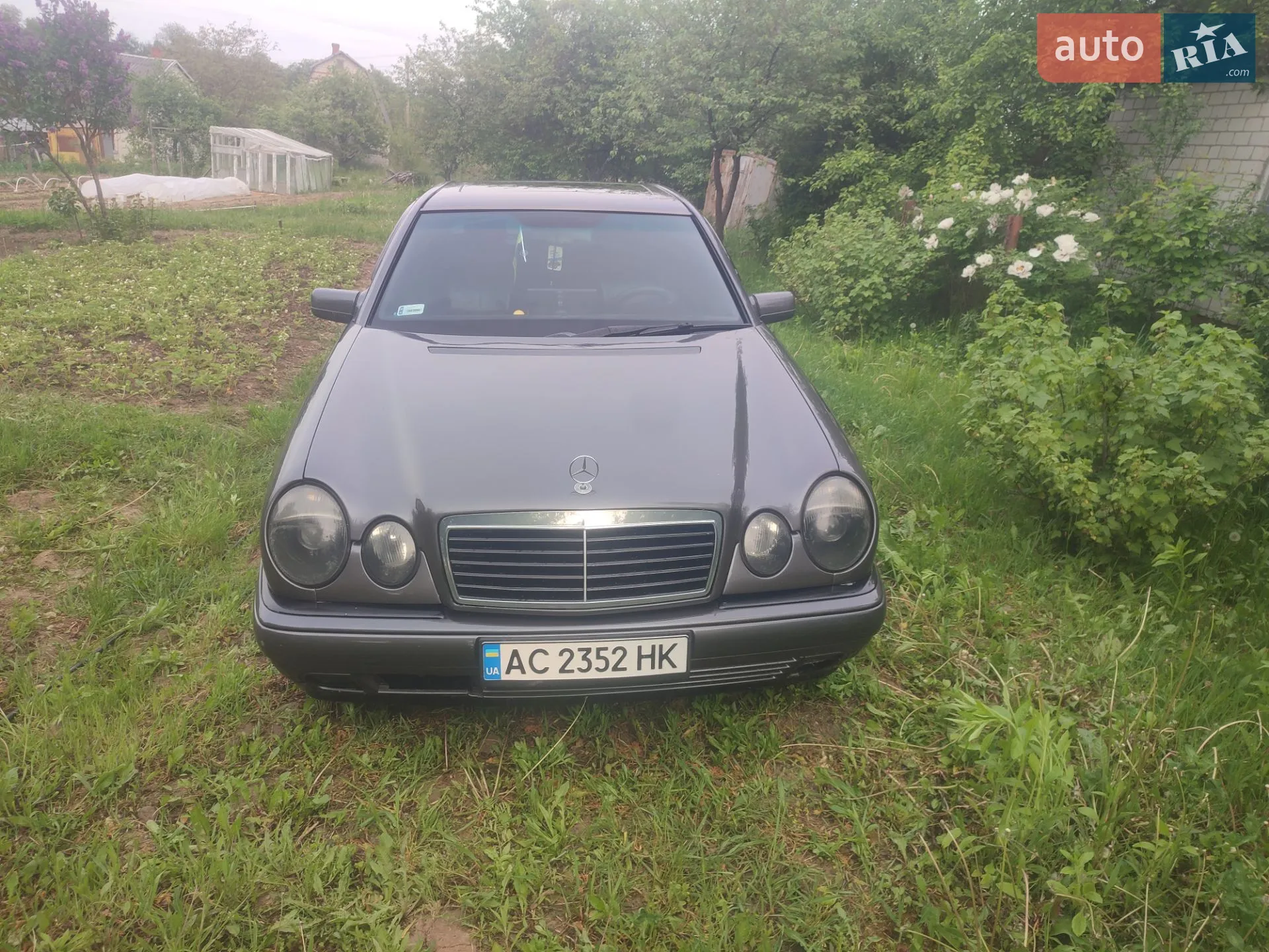 Mercedes-Benz E-Class, 1995