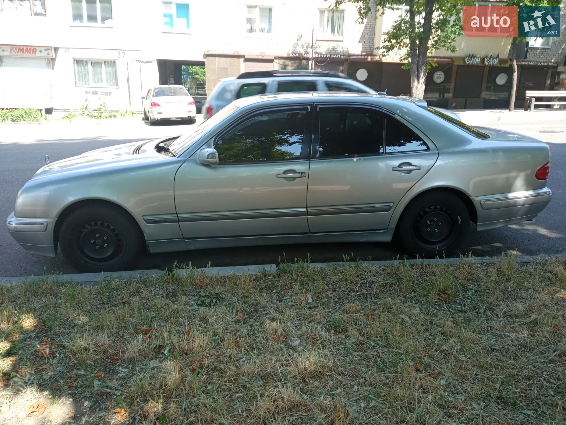 Mercedes-Benz E-Class, 2001