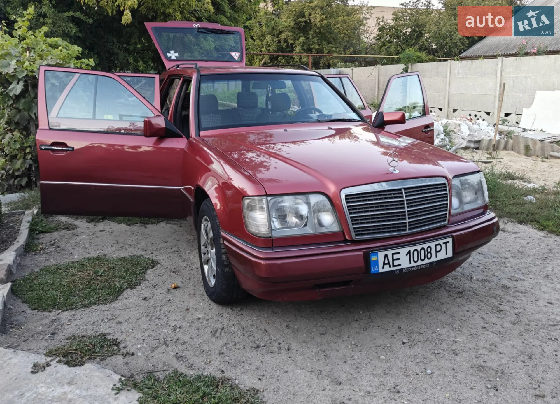 Mercedes-Benz E-Class, 1994