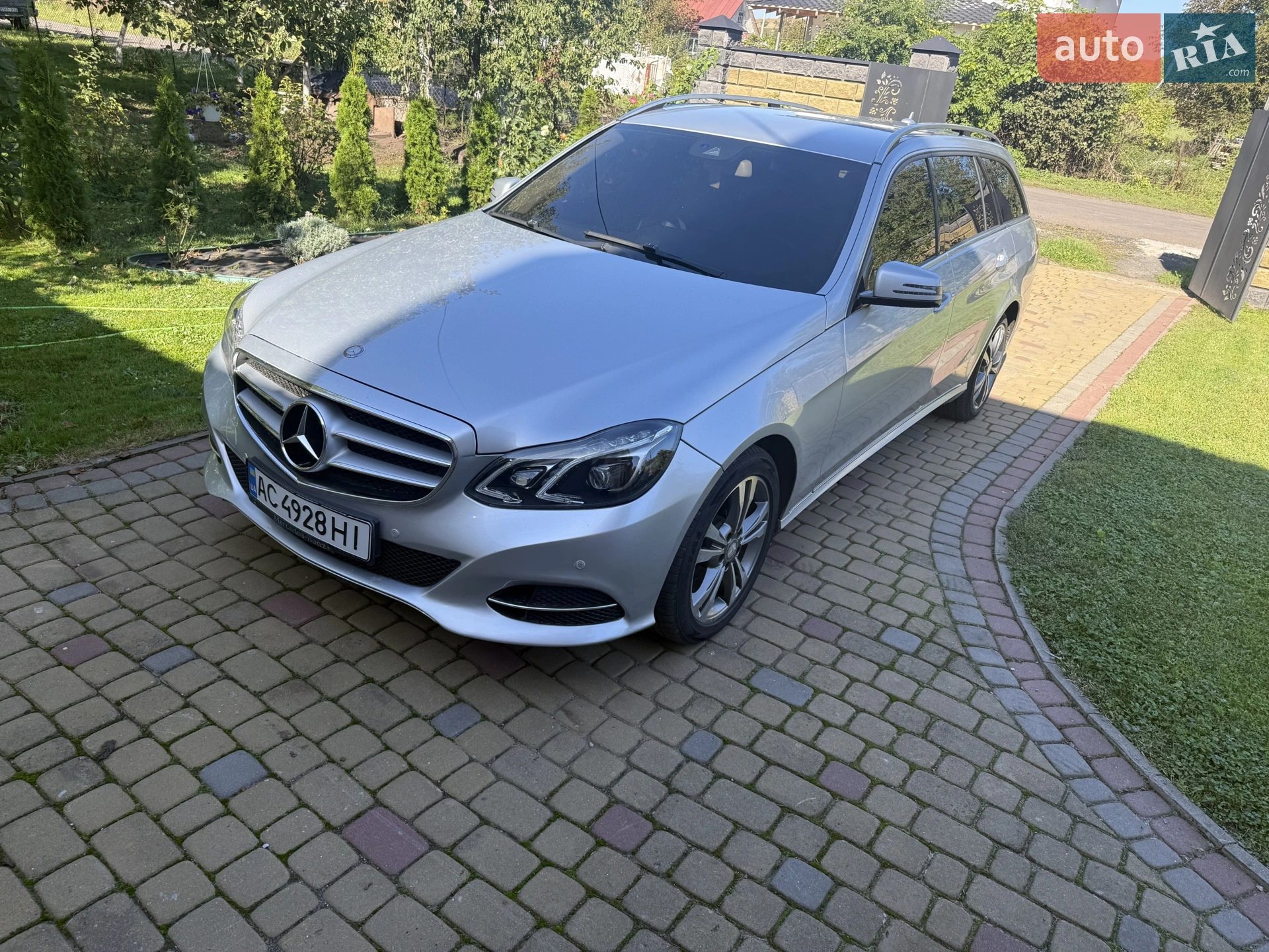 Mercedes-Benz E-Class, 2015