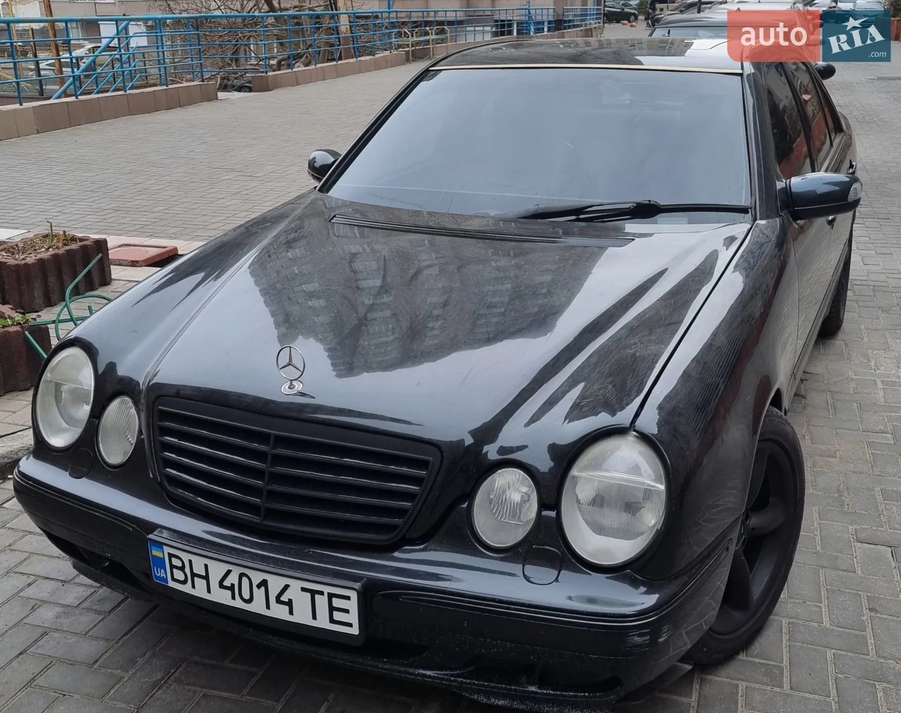 Mercedes-Benz E-Class, 2001