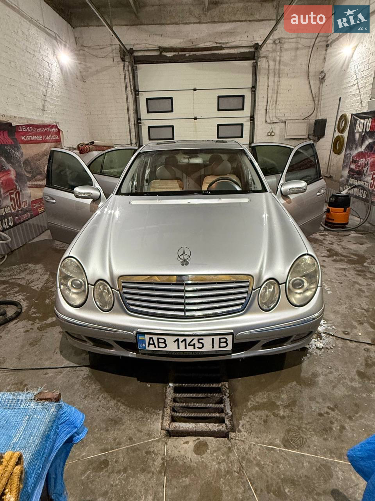 Mercedes-Benz E-Class, 2002