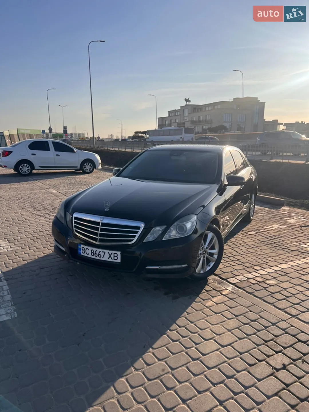 Mercedes-Benz E-Class, 2011