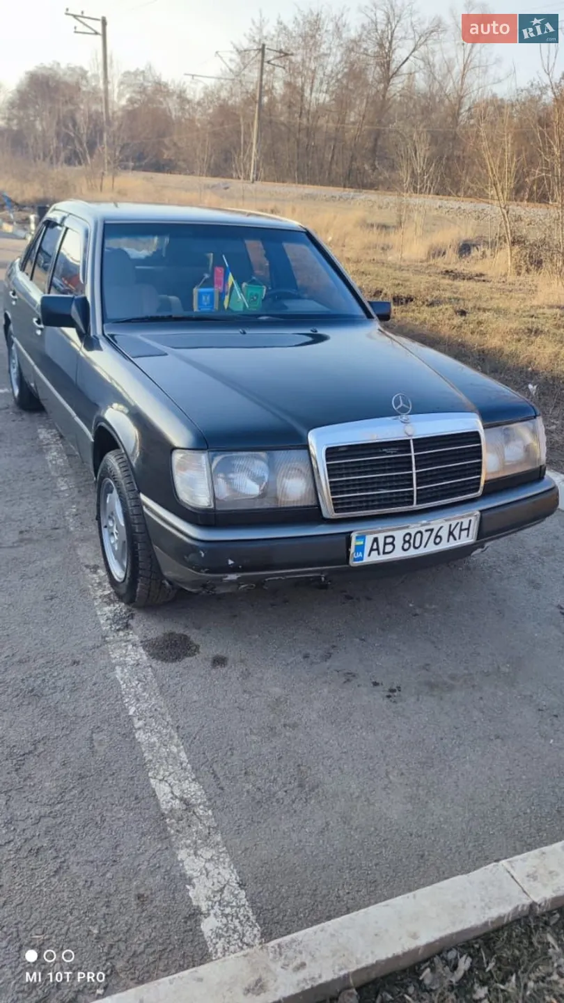 Mercedes-Benz E-Class, 1991