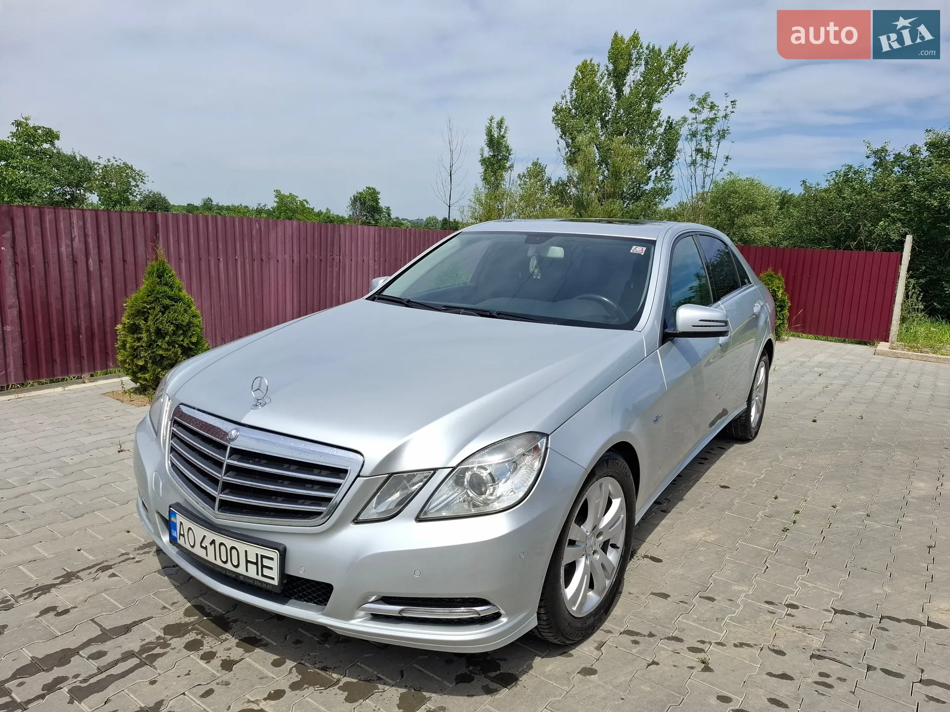Mercedes-Benz E-Class, 2012
