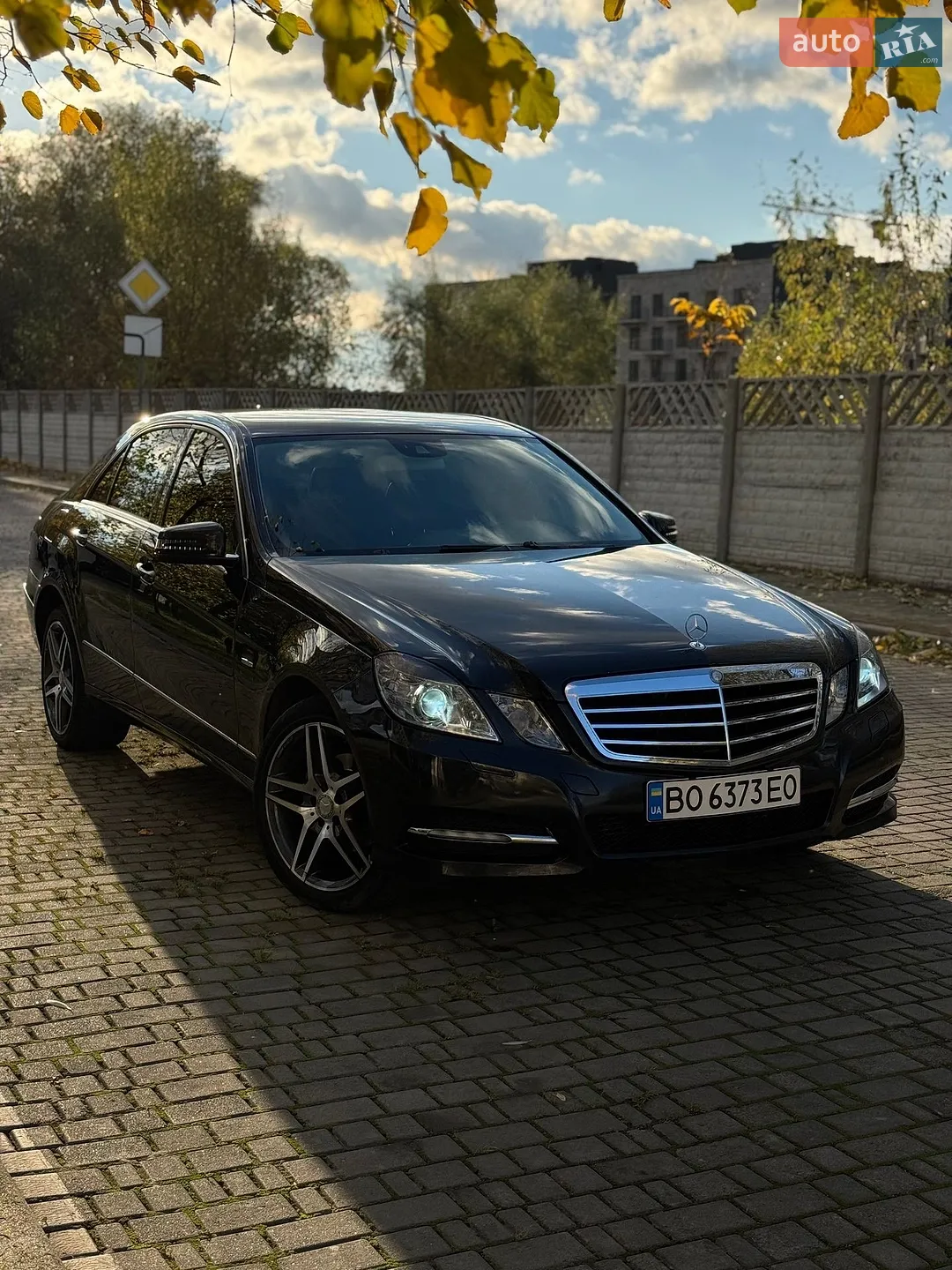 Mercedes-Benz E-Class, 2012