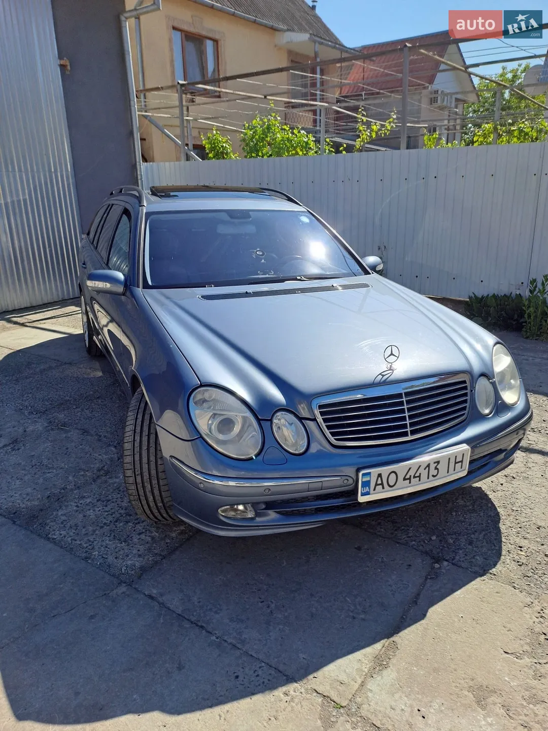 Mercedes-Benz E-Class, 2004
