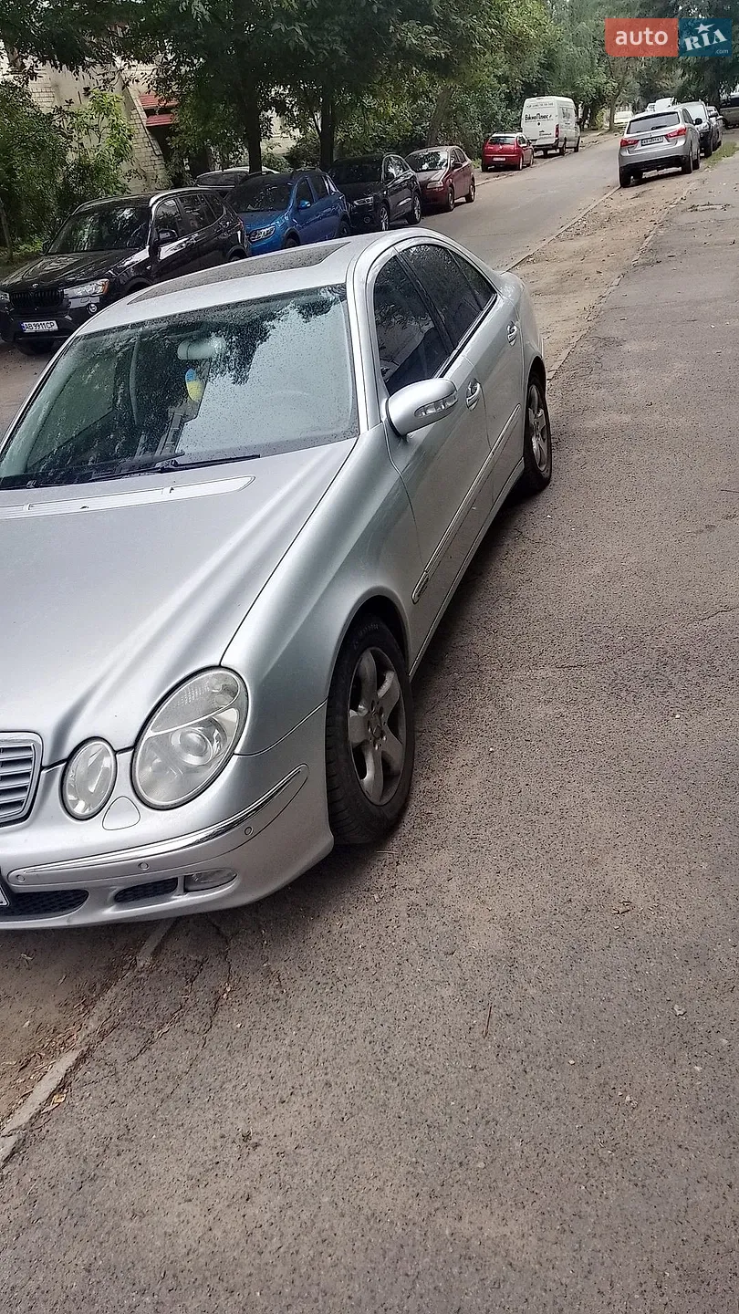 Mercedes-Benz E-Class, 2005
