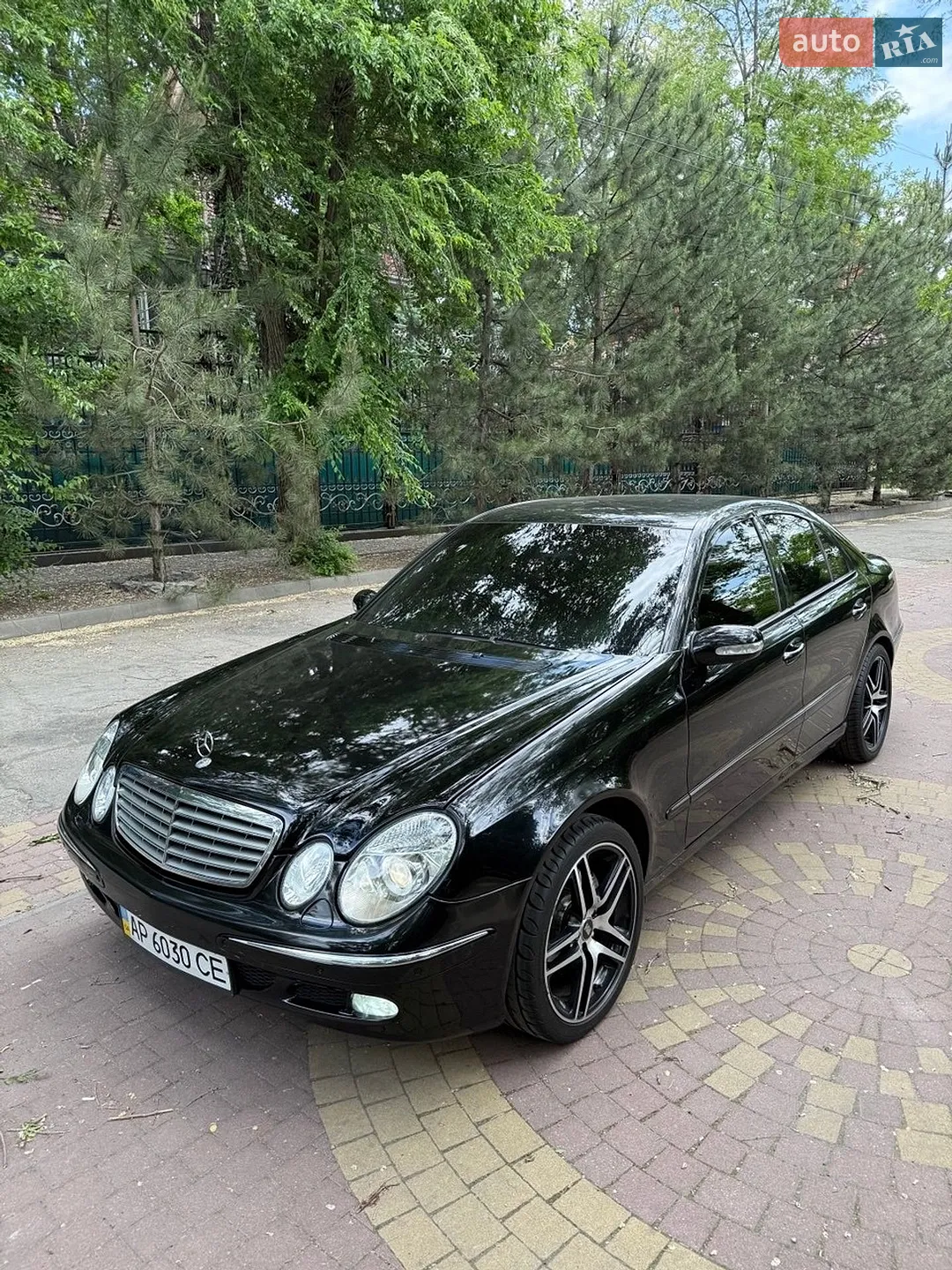 Mercedes-Benz E-Class, 2002