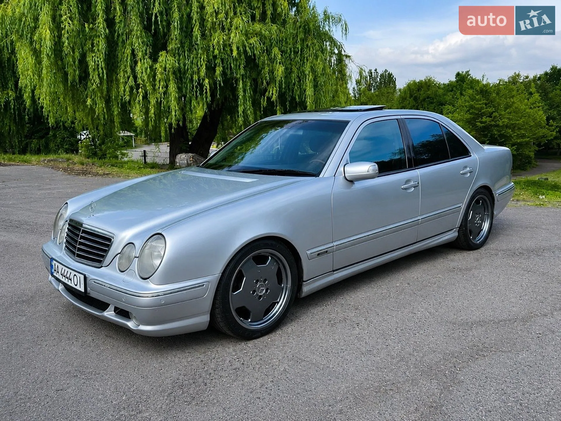 Mercedes-Benz E-Class, 2001