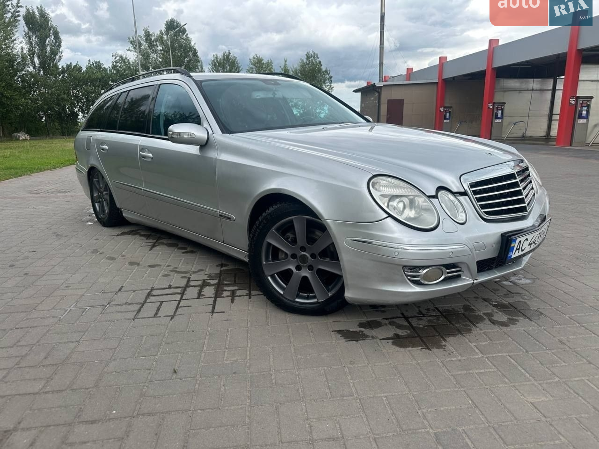 Mercedes-Benz E-Class, 2005