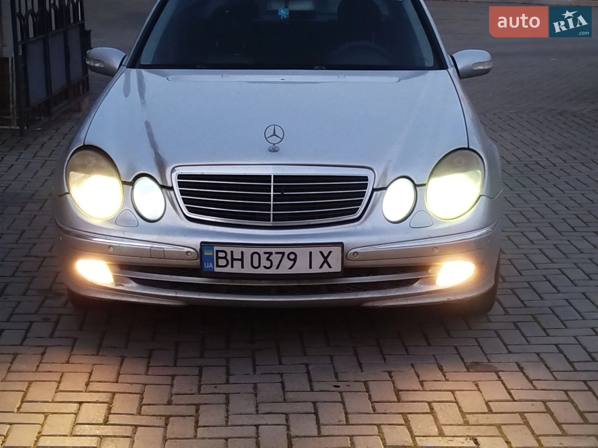 Mercedes-Benz E-Class, 2002