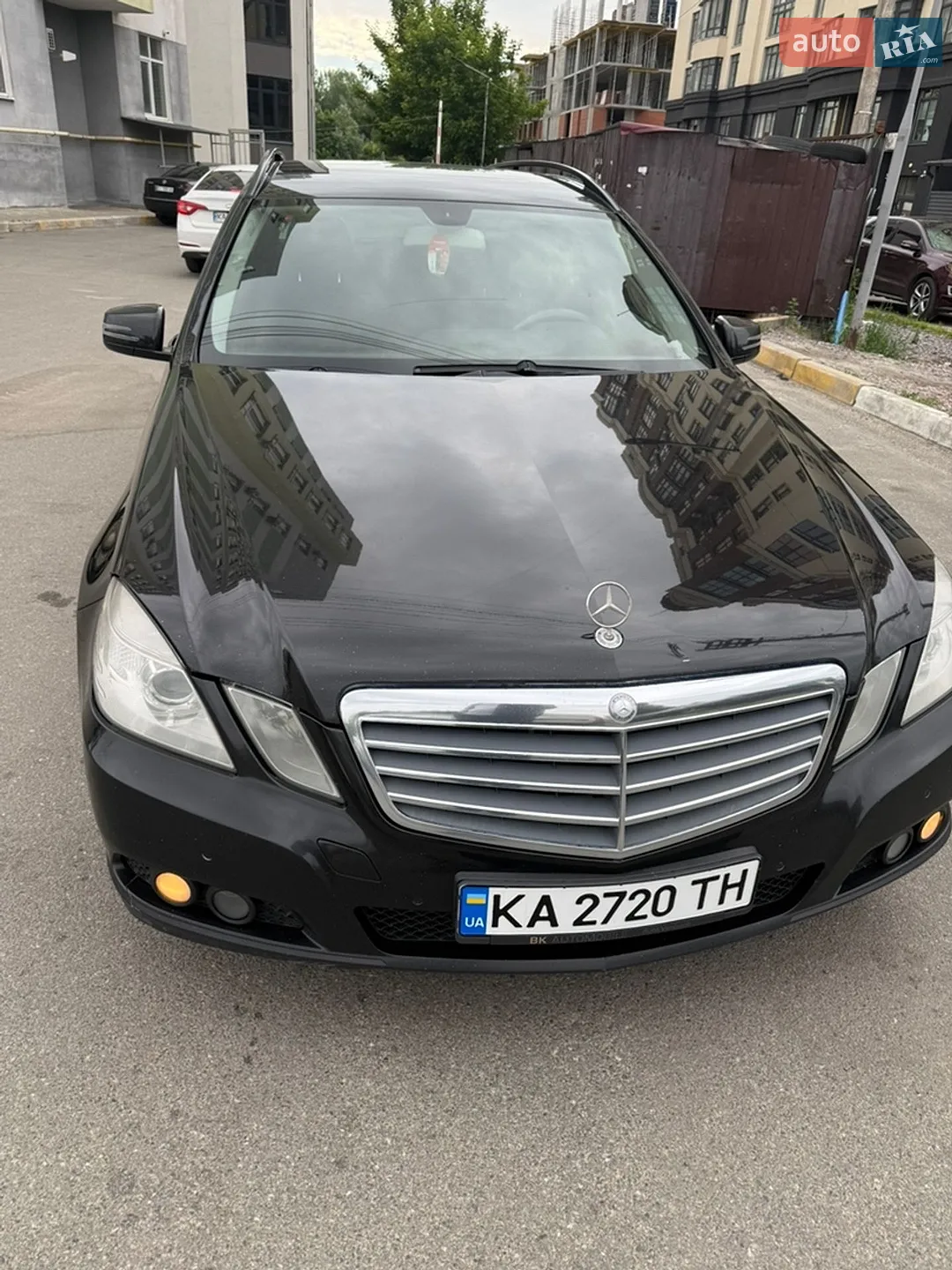 Mercedes-Benz E-Class, 2010