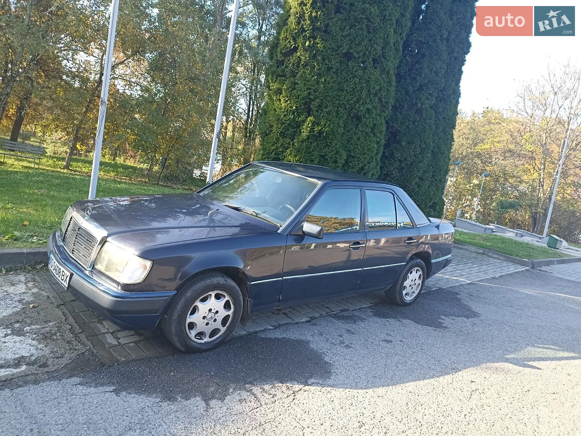 Mercedes-Benz E-Class, 1993
